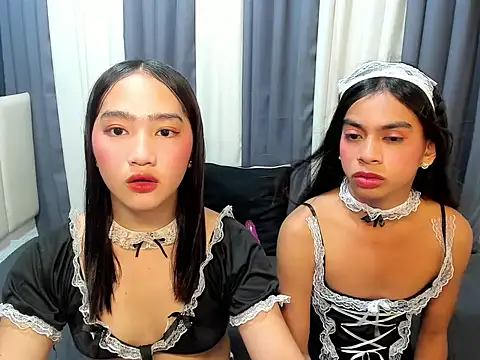 TwoHornyTs69 online show from 04.22.26