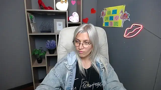 RubyDaviss online show from 05.06.26