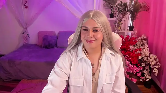 gyal isabella online show from 04.24.26