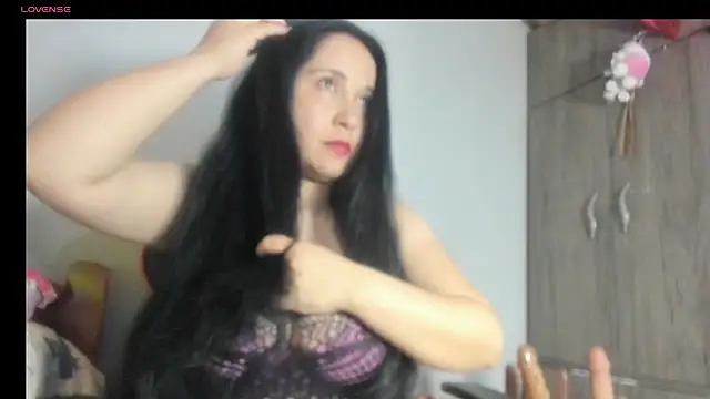 cami hot tits online show from 05.18.26