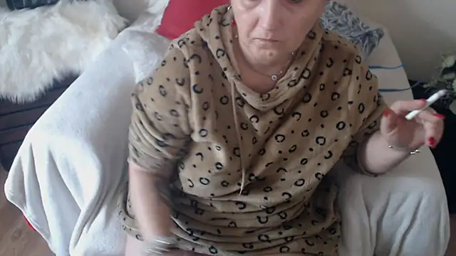 Divineblond online show from 03.10.25