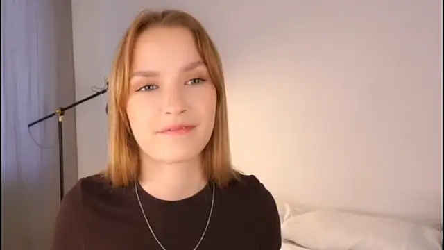 HellenSicyly online show from 04.23.26