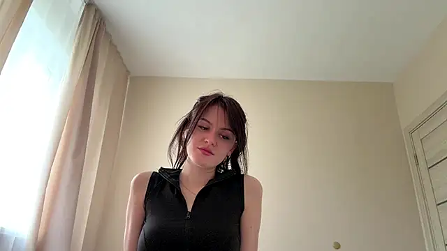 Snapshot of YourChristine chatting on 05.01.26 YourChristine online show from 05.01.26