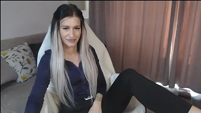 mia lovely98 online show from 04.24.26