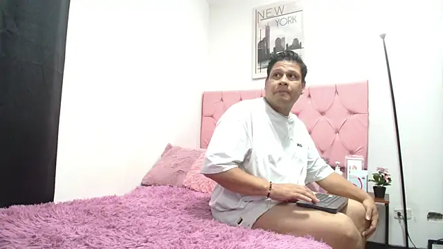 Xtream LoversXXX online show from 05.23.26