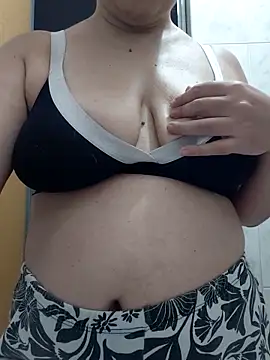 SweetyNaugthy online show from 04.25.26