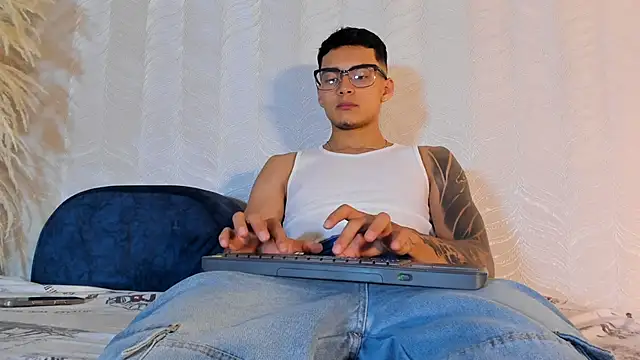 Alan Salazar online show from 06.11.26