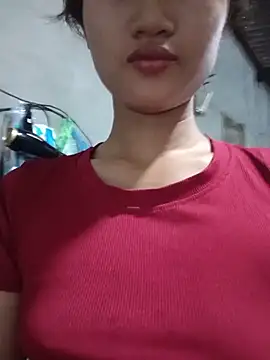 Snapshot of Rosie_LoveUU chatting on 05.18.26 Rosie LoveUU online show from 05.18.26