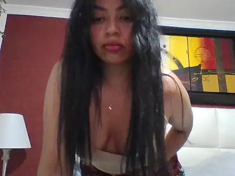 JINNLUNA online show from 04.26.26