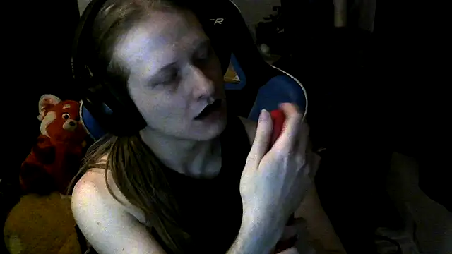 CutieBite online show from 04.27.26