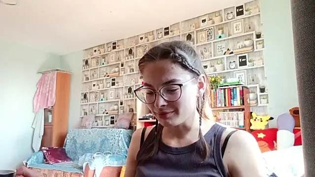 AndreaAbo online show from 04.29.26