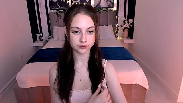  AliceWells online show from 07.07.26