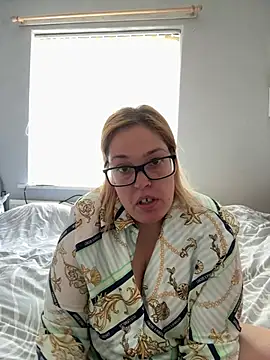 SecretRavenXO online show from 05.21.26