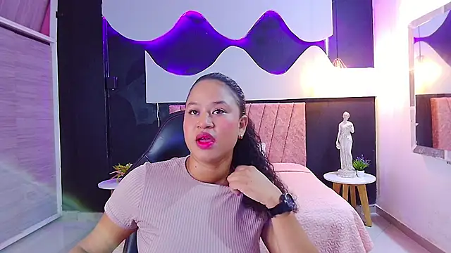 Lis  Shepard online show from 04.24.26