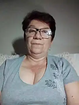 KetQueen101 online show from 07.17.26