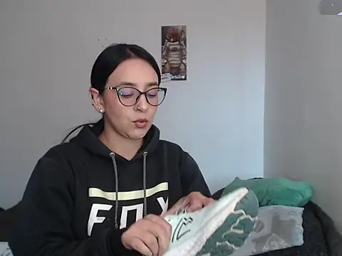 ASHLEYLOVE11 online show from 06.19.26