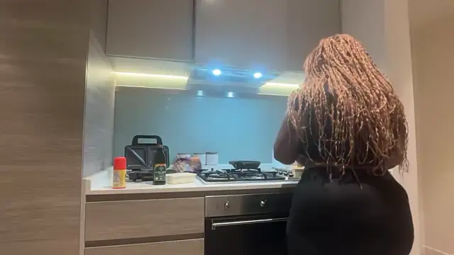 HottieAussieAlicia online show from 05.27.26