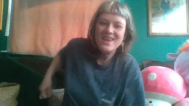Snapshot of RosieSwitchBitch chatting on 05.08.26 RosieSwitchBitch online show from 05.08.26