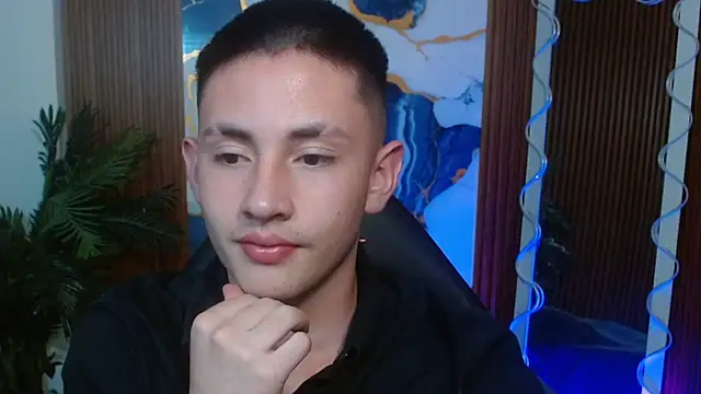 Snapshot of Andres_Tay chatting on 05.10.26 Andres Tay online show from 05.10.26