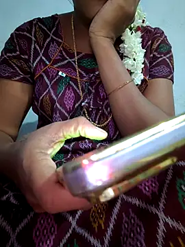 Tamil Hot HoneyBee online show from 07.07.26