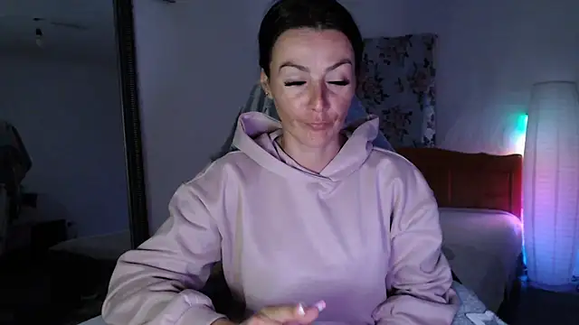 missydiorr10 online show from 05.13.26