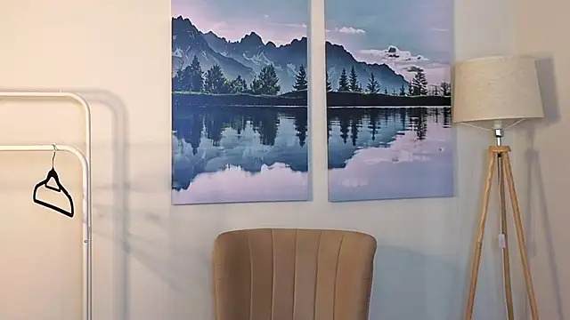 WeiKosareff online show from 04.25.26