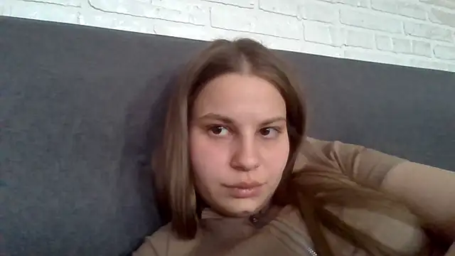 Snapshot of _Linsyy_ee_ chatting on 04.28.26 Linsyy ee online show from 04.28.26
