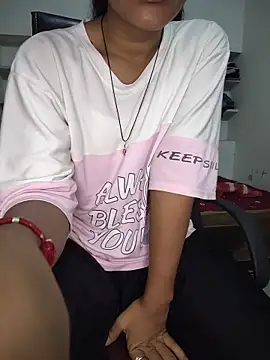 ESHA-LOVE online show from 06.06.26