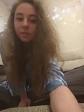 -NicoleSmith- online show from 05.10.26