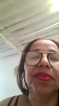 Snapshot of Ladymilf12 chatting on 07.26.26 Ladymilf12 online show from 07.26.26