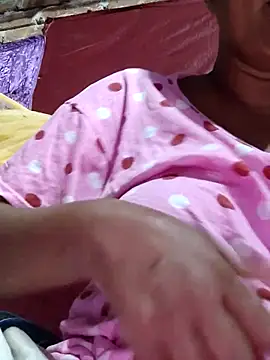 Gulapi N online show from 05.17.26