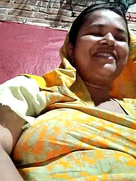 Gulapi N online show from 06.04.26