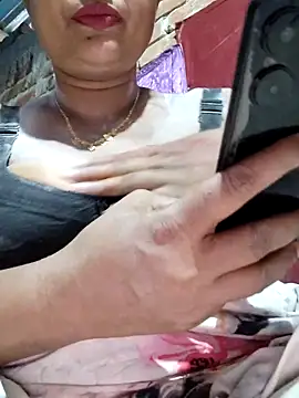 Gulapi N online show from 06.18.26
