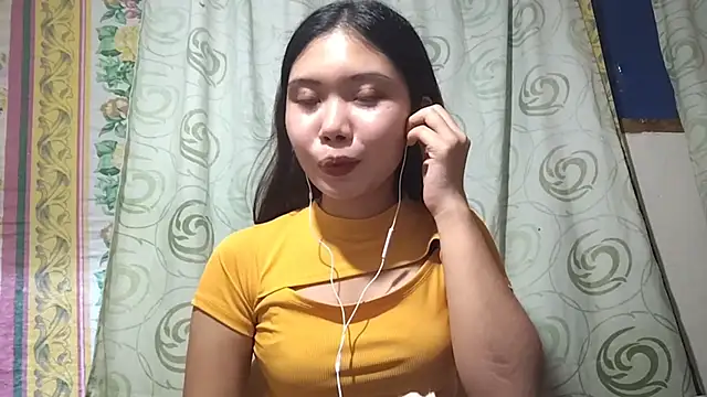 RegenaKhanponaphan online show from 05.08.26