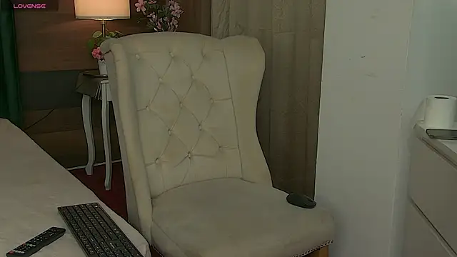 AlyceBeau online show from 06.05.26