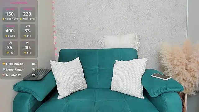 Snapshot of paolarey chatting on 01.31.25 paolarey online show from 01.31.25