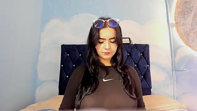 Ema Isabella online show from 05.08.26