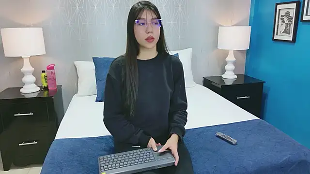 VioletSweetts online show from 06.02.26