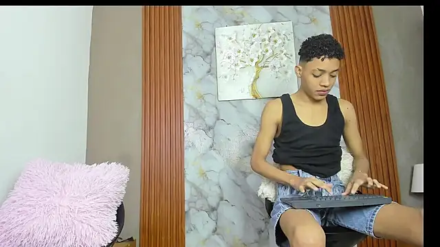 LOVE GUYS1 online show from 06.01.26