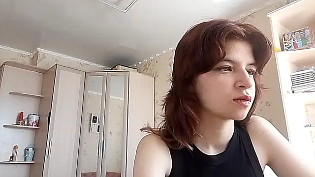 LowkeyIndigo online show from 05.04.26