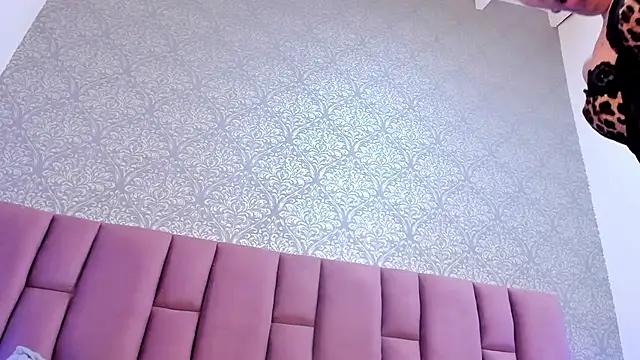 Snapshot of DianaRed_ chatting on 07.12.26 DianaRed online show from 07.12.26