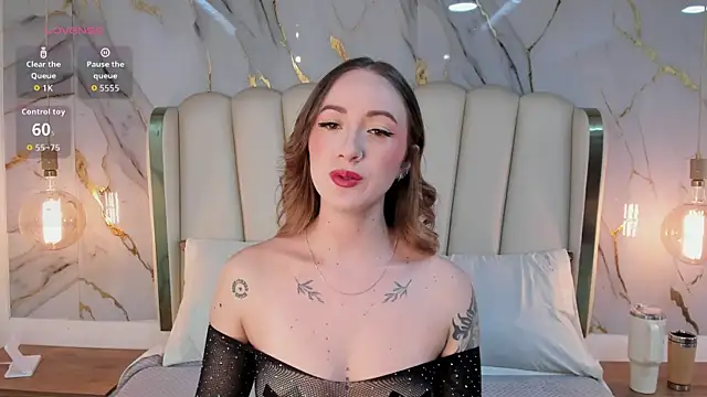 Hannah Lane online show from 08.07.26