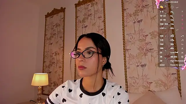 sara castro24  online show from 07.09.26