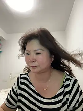 linda51863 online show from 05.23.26