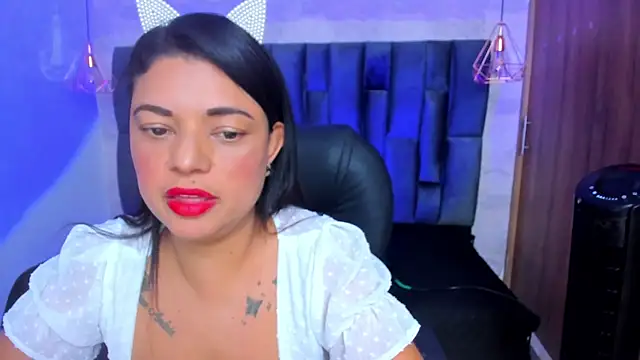 ChloeSmith9 online show from 05.19.26