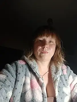 MikkiLove777 online show from 05.18.26