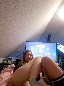 Freaky-Doll online show from 05.23.26