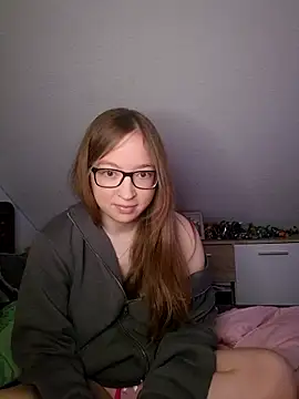 Freaky-Doll online show from 06.14.26