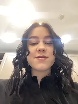 Mimi Shine online show from 05.11.26