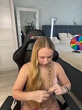 Kitty-Kelsi online show from 05.05.26
